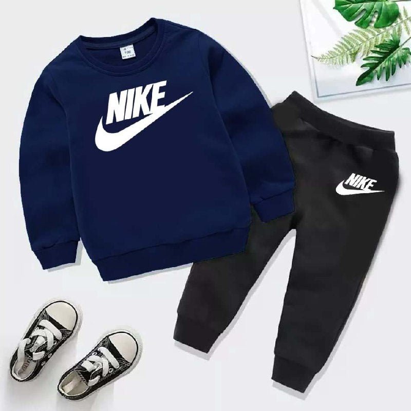 Kids Nike Printed Sweat-Shirt Style Track-Suit.